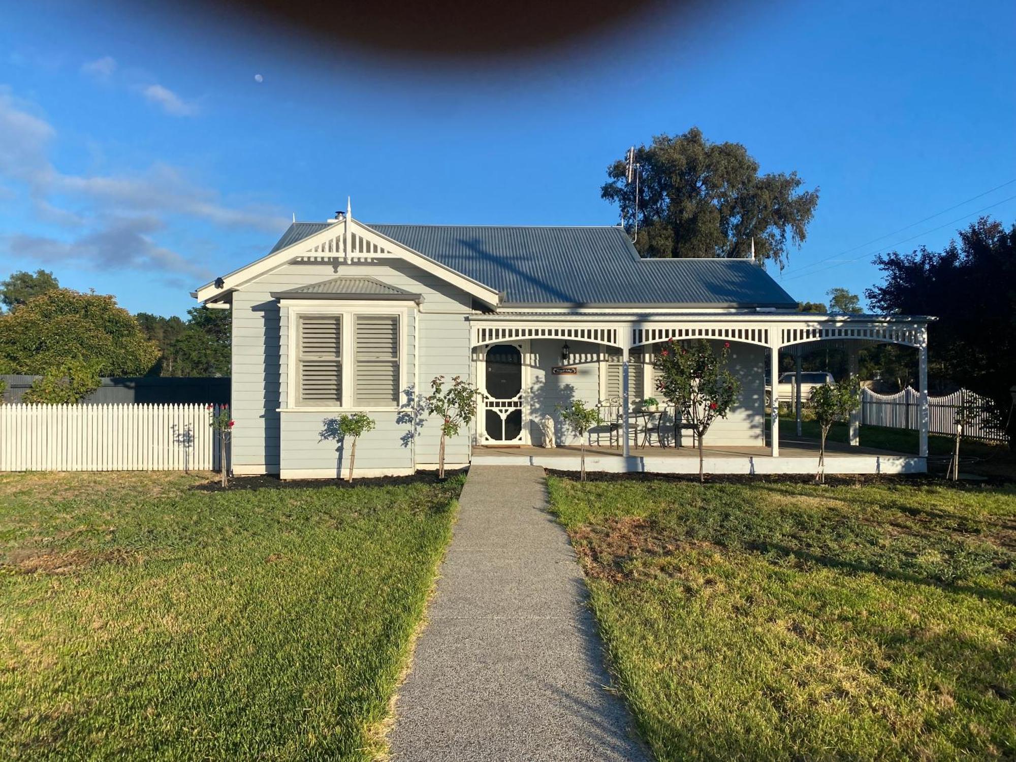 Rose Gold Cottage Dunolly エクステリア 写真